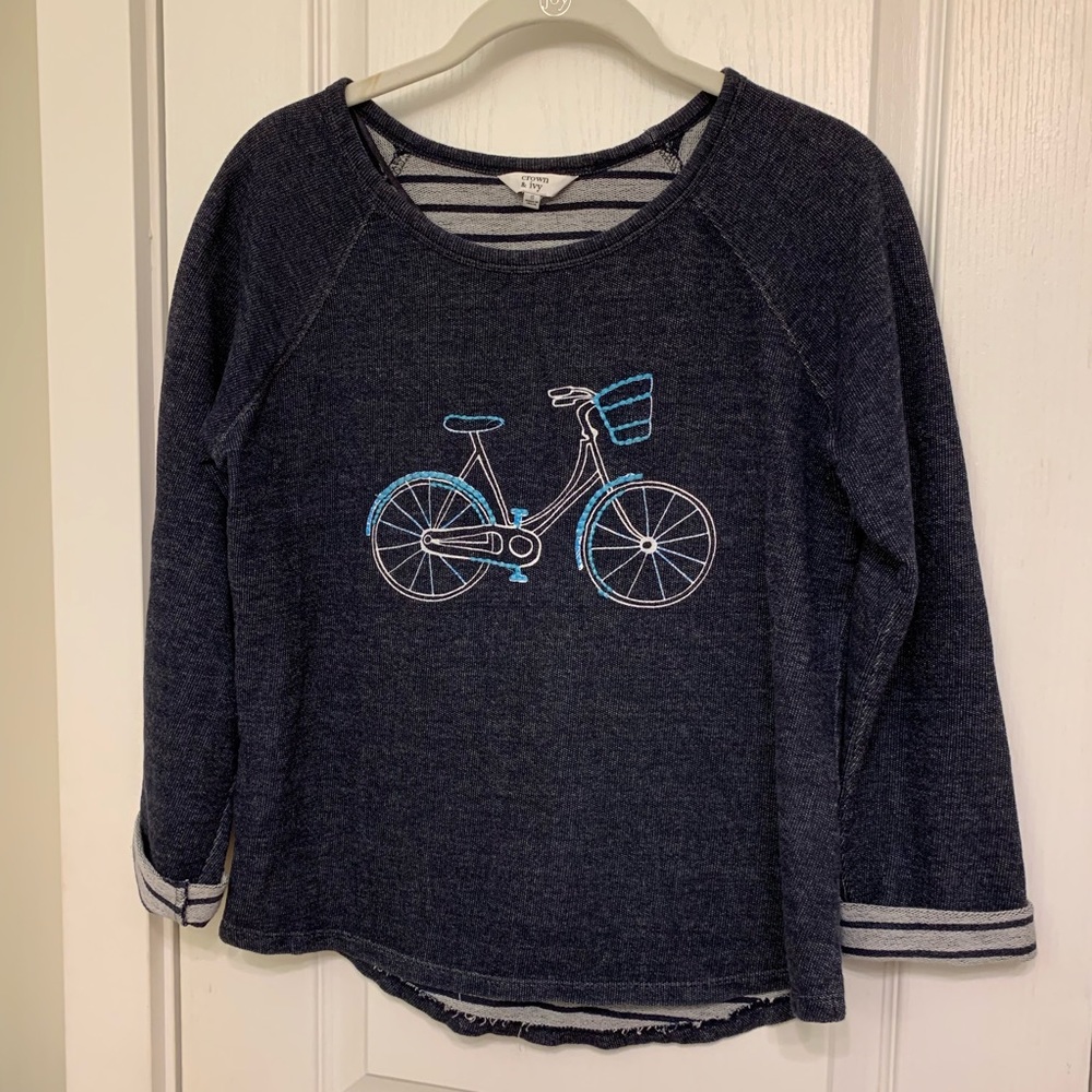 Crown and Ivy lightweight sweater